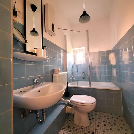 Get-your-flat - 155, 2 Zr Kue & Traum-retro-bad, Cosy & Super Sweet, Stadtnah & Ruhig, Hund Nur Auf Anfrage, *